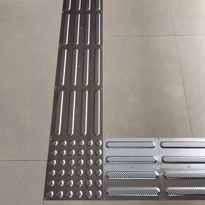 不锈钢盲道板/盲道条/盲道钉