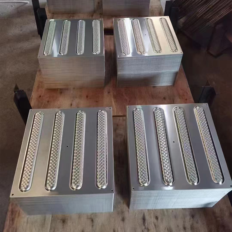 不锈钢盲道板/盲道条/盲道钉