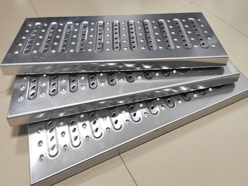 如何能选到合适的不锈钢地沟盖板?